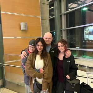 Meet your Posher, Ella